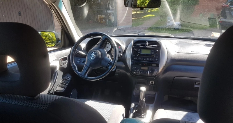 Toyota RAV4 cena 27500 przebieg: 218000, rok produkcji 2005 z Olkusz małe 191